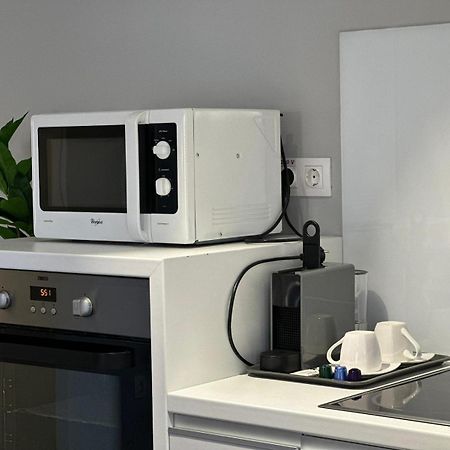 Luxury Glam Apartments & Studios Near Coresi Mall Μπρασόβ Εξωτερικό φωτογραφία