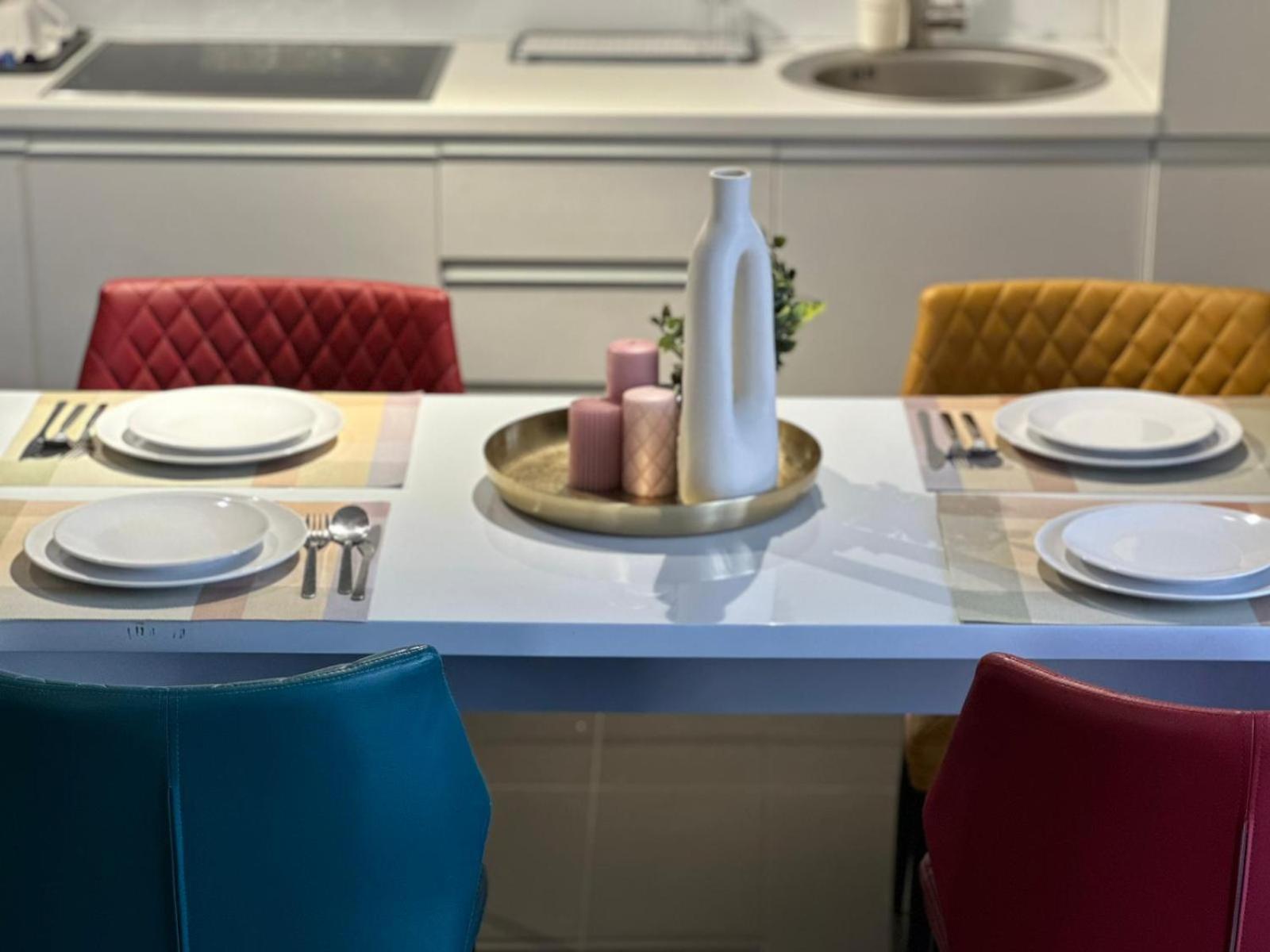 Luxury Glam Apartments & Studios Near Coresi Mall Μπρασόβ Εξωτερικό φωτογραφία