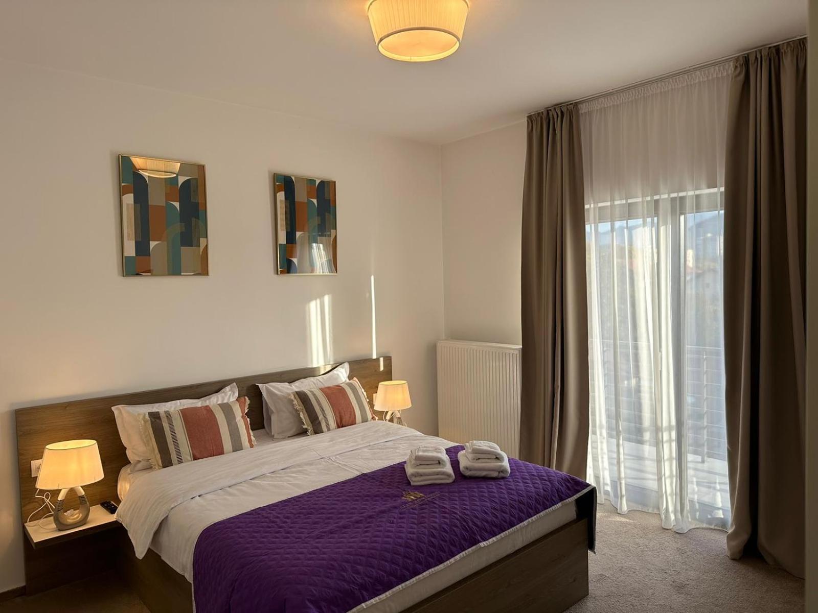 Luxury Glam Apartments & Studios Near Coresi Mall Μπρασόβ Εξωτερικό φωτογραφία