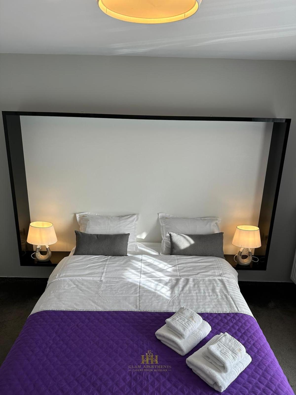 Luxury Glam Apartments & Studios Near Coresi Mall Μπρασόβ Εξωτερικό φωτογραφία