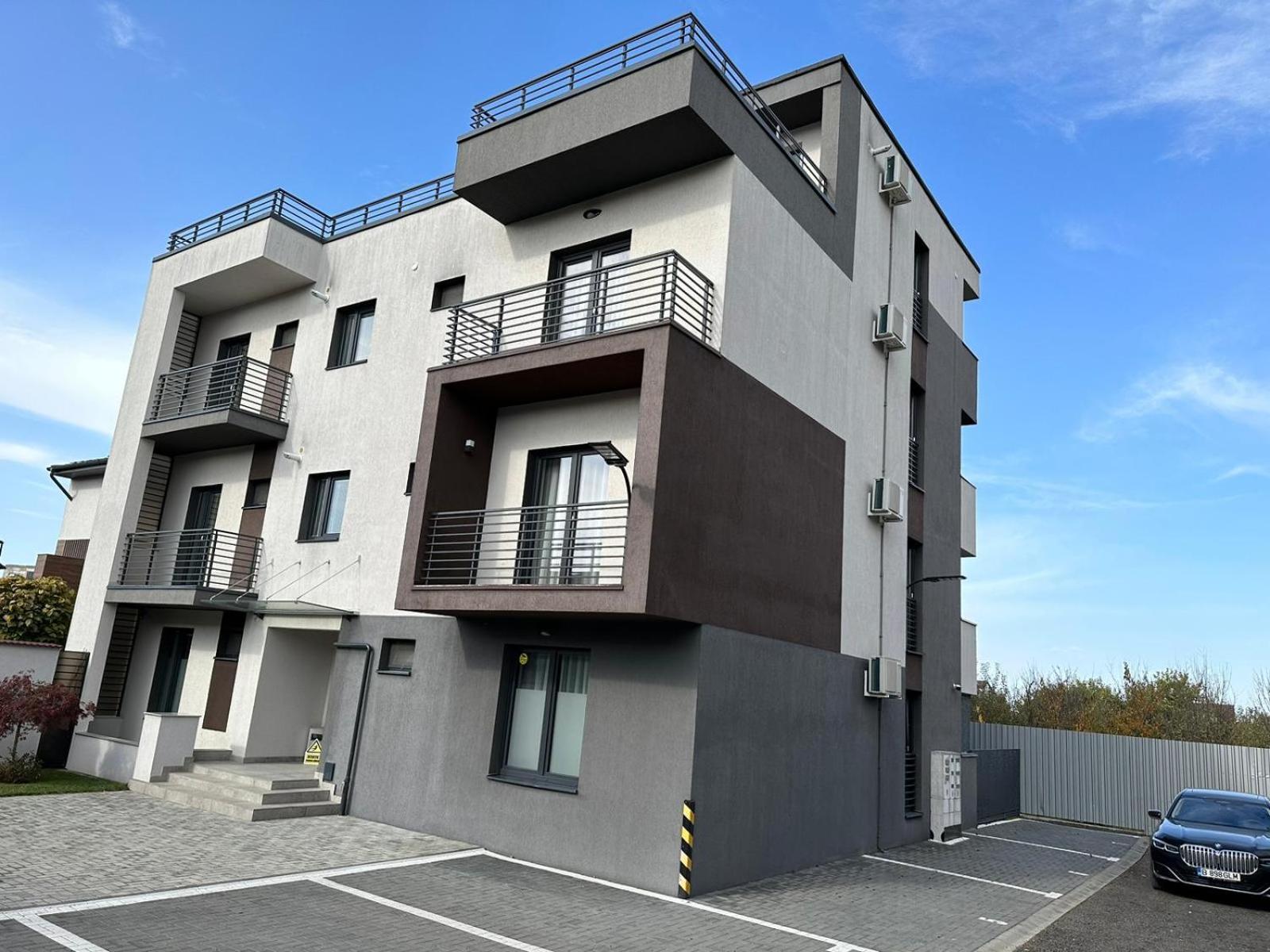 Luxury Glam Apartments & Studios Near Coresi Mall Μπρασόβ Εξωτερικό φωτογραφία